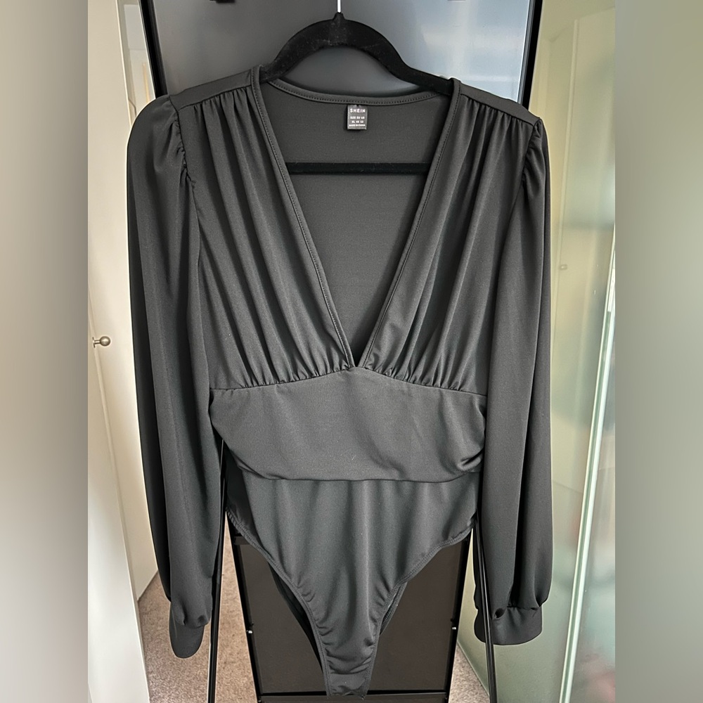 Low Cut Long Sleeve Bodysuit